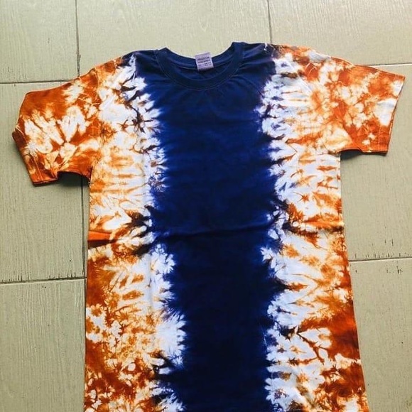 Tie & dye Polo Tops (Adire) Handmade 💯 cotton - Picture 1 of 3